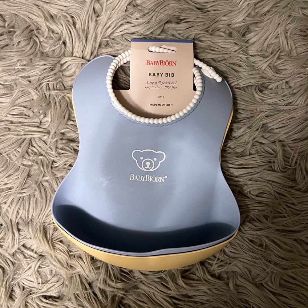 Baby Bjorn 2 bib set